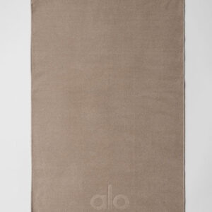 Performance No Sweat Hand Towel - Gravel