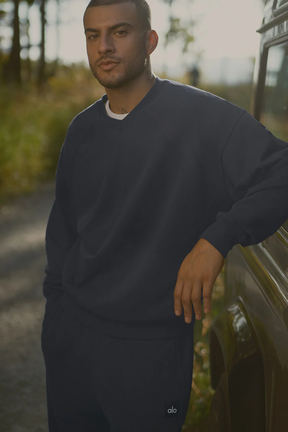 Field Crew Neck Sweatshirt - Navy - Image 7