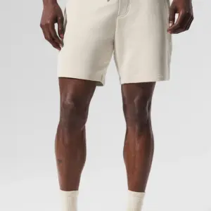 Chill Short - Bone