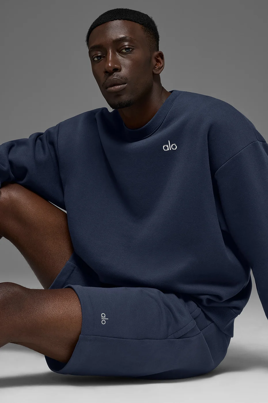 Accolade Crew Neck Pullover - Navy - Image 4
