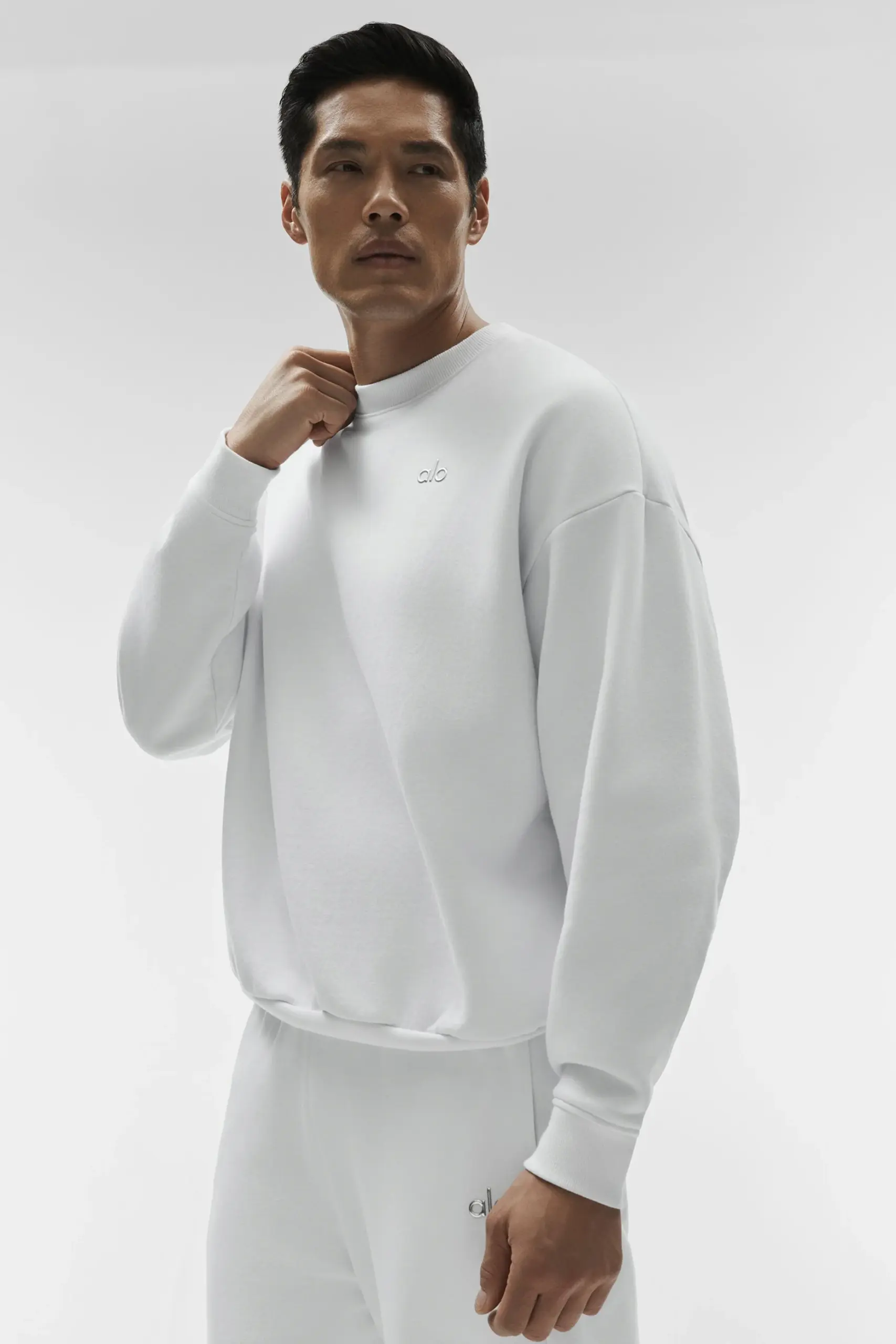 Accolade Crew Neck Pullover - White - Image 3