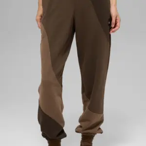 Make Waves Sweatpant - Espresso Tonal