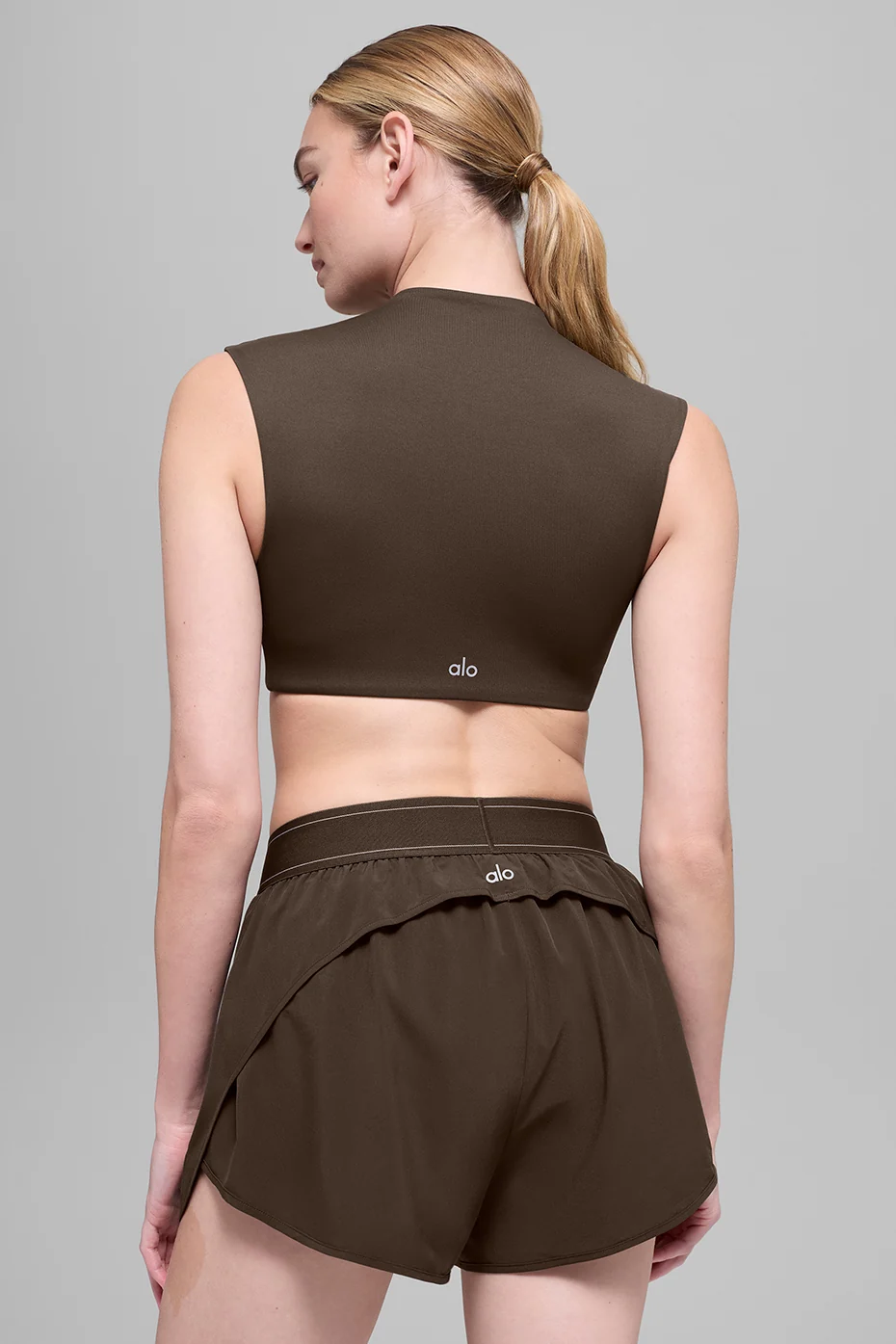 ALO Softsculpt Capped Out Short Sleeve - Espresso - Image 3