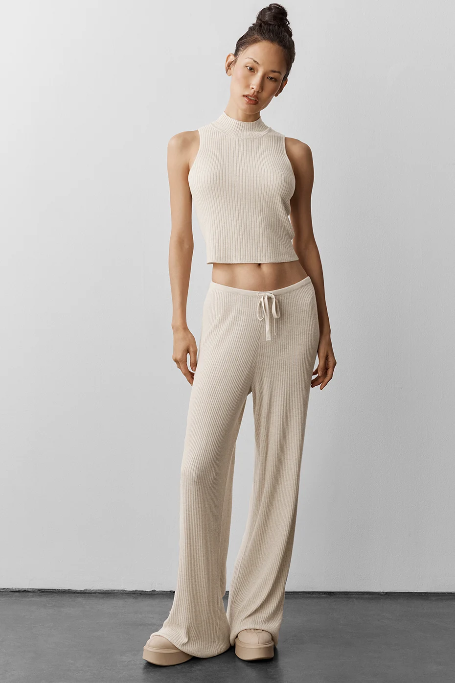 Sweater Knit Unwind Sleeveless Top - Oatmeal Heather - Image 4