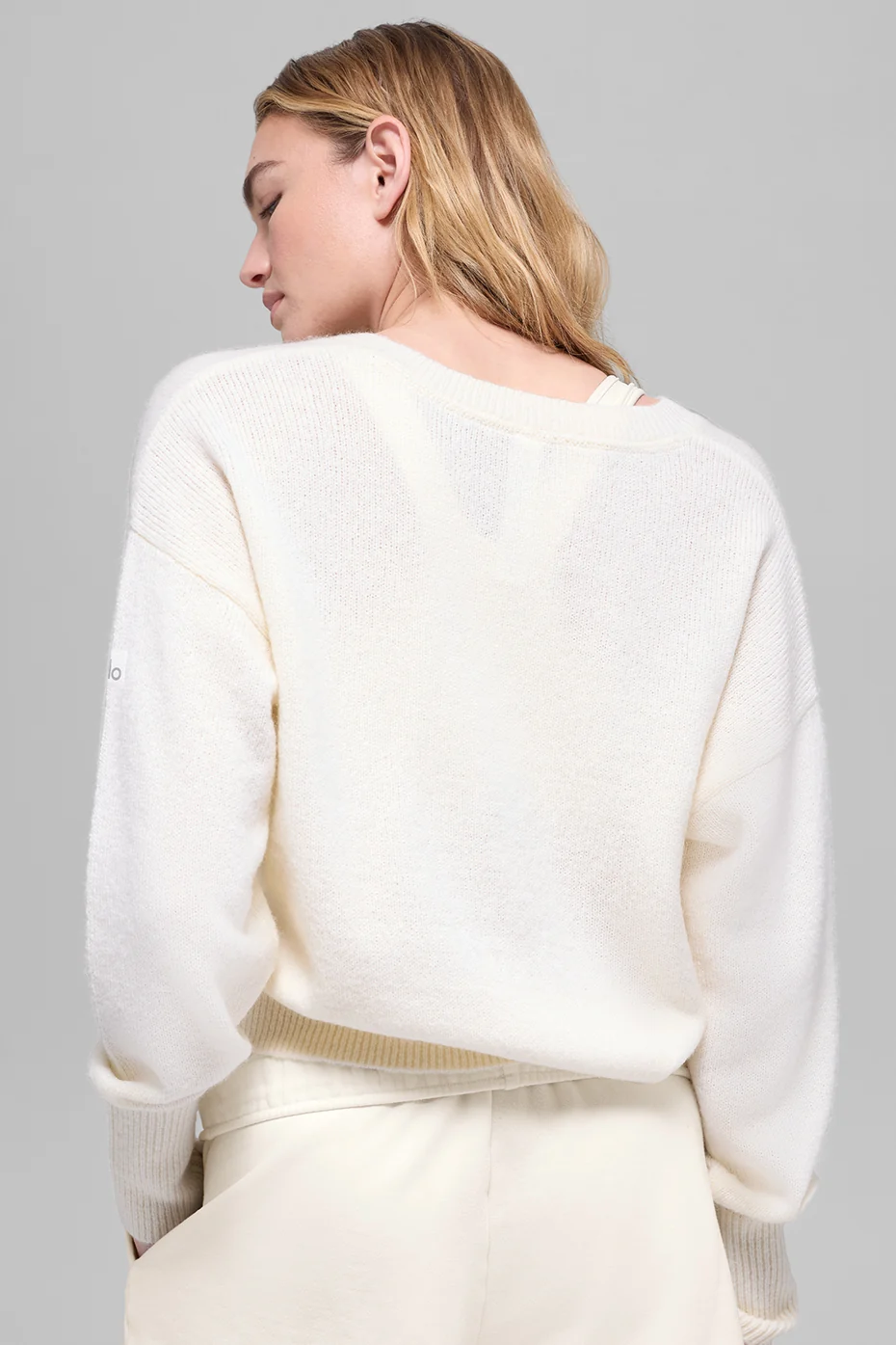 Wool Cashmere Cropped New Class V-Neck Sweater - Ivory - Image 3