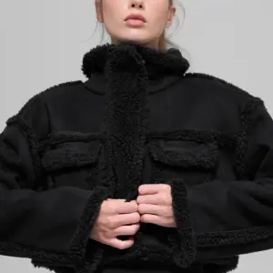 Faux Shearling Snowfall Cropped Jacket - Black