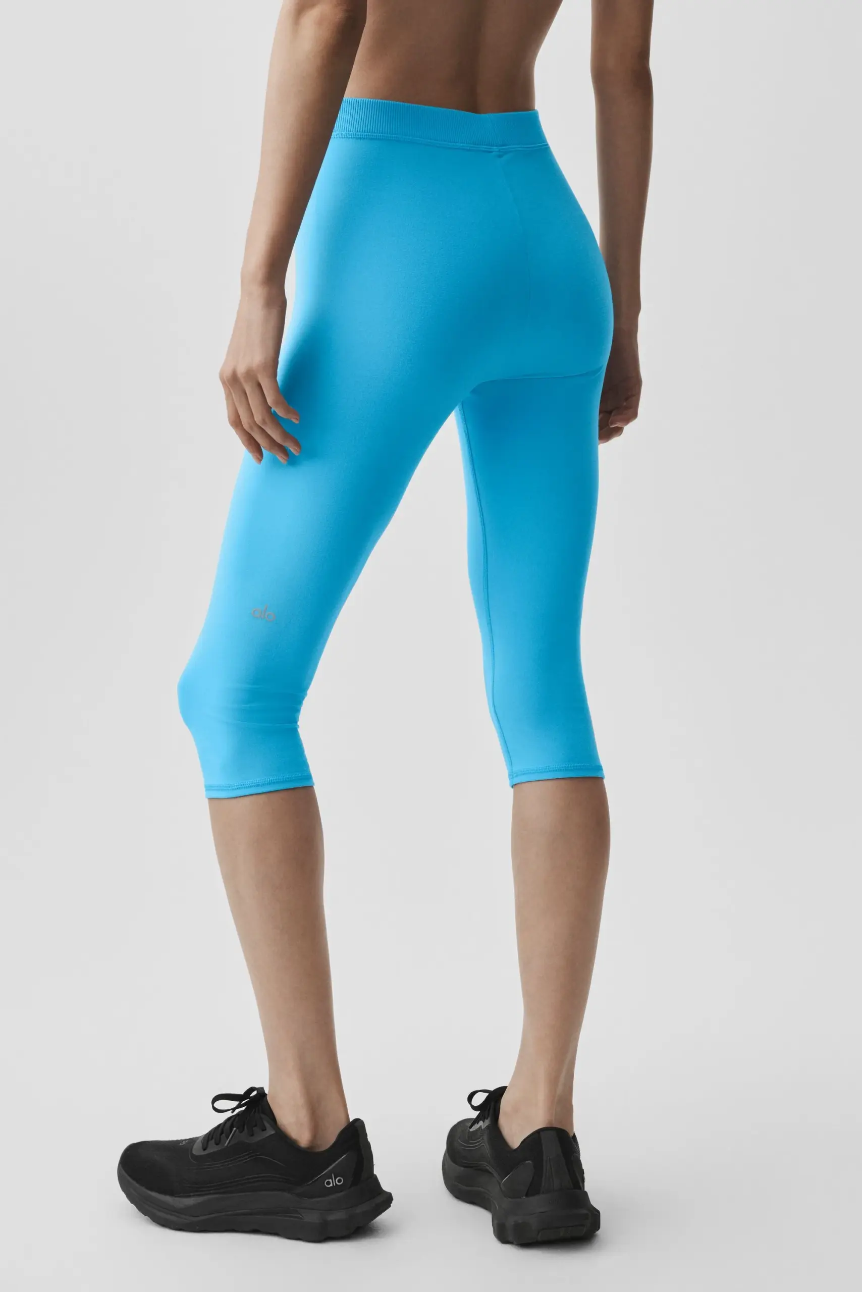 Alosoft High-Waist Iconic 90's Capri - Azure Blue - Image 2