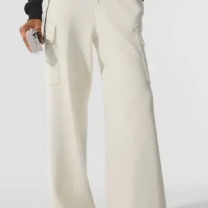 Scholar Knit High-Waist Cargo Pant - Ivory