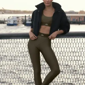 Airlift High-Waist Suit Up Legging - Olive Tree/Olive Tree