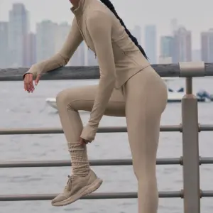 Airlift High-Waist Sleek Legging - Gravel