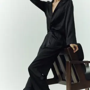 Silk Luminous Pant (Long) - Black